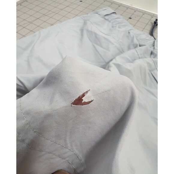 Columbia Women's PFG Backcast Casual Shorts - Cirrus Grey Sz. M w/Flaw - Picture 7 of 8